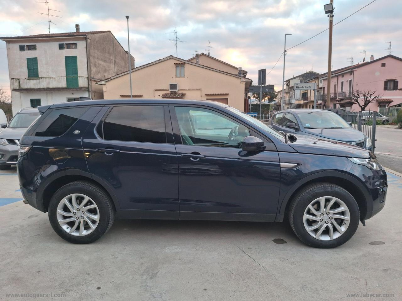 LAND ROVER Discovery Sport 2.0 TD4 150CV - GANCIO TRAINO