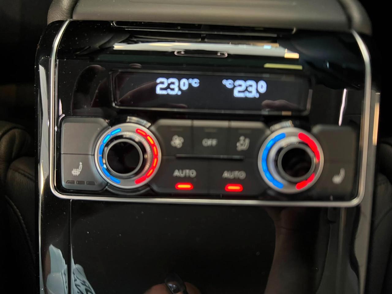 Audi A8 S8 4.0 TFSI quattro tiptronic plus