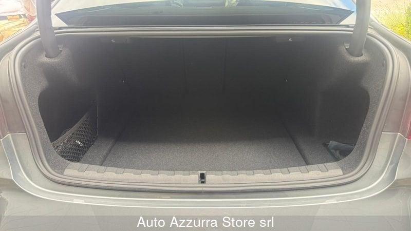 BMW M3 Berlina M3 Competition xDrive auto