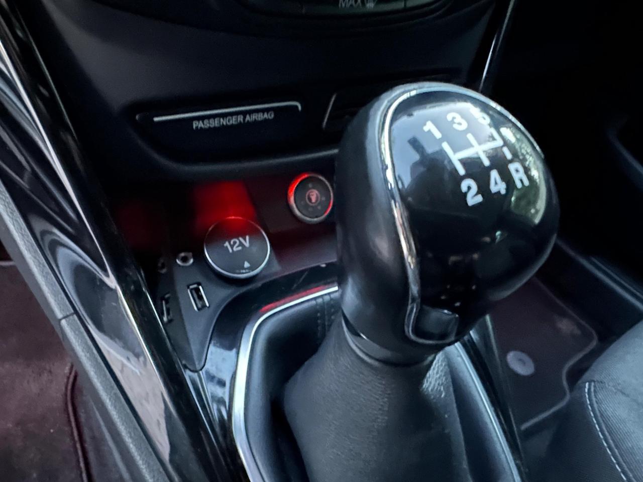 Ford B-Max 1.4 90 CV GPL Titanium Neopatentati