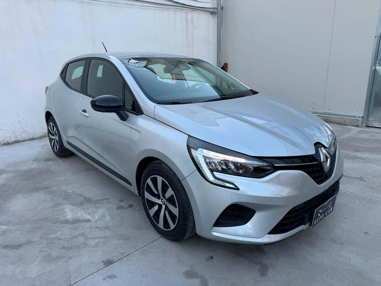 RENAULT CLIO 1.0 TCe 90CV 2023!!! EQUILIBRE!!!