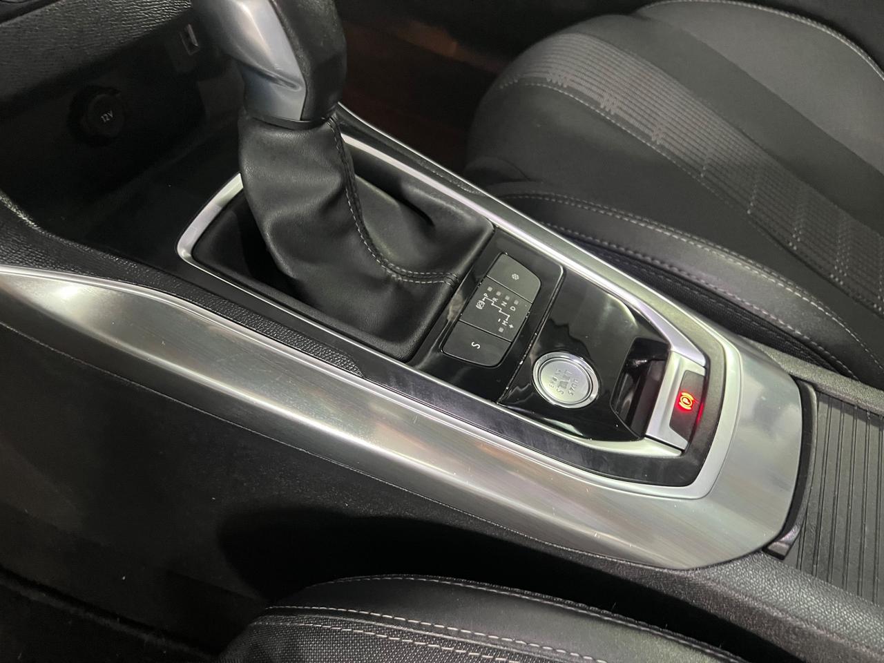 Peugeot 308 BlueHDi 130 S&S SW Business