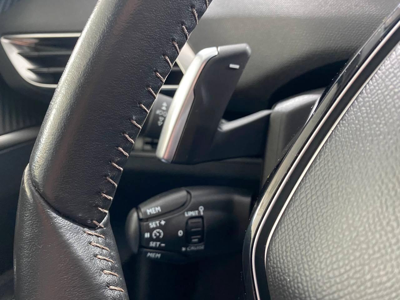 Peugeot 3008 BlueHDi 130 S&S EAT8 Business Sport