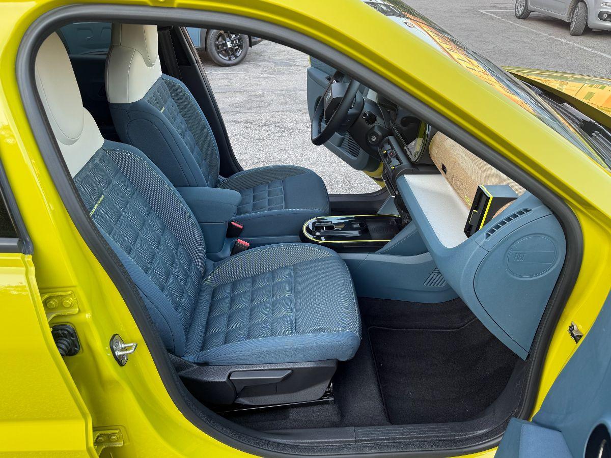 FIAT - Grande Panda BHEV 44KW LA PRIMA