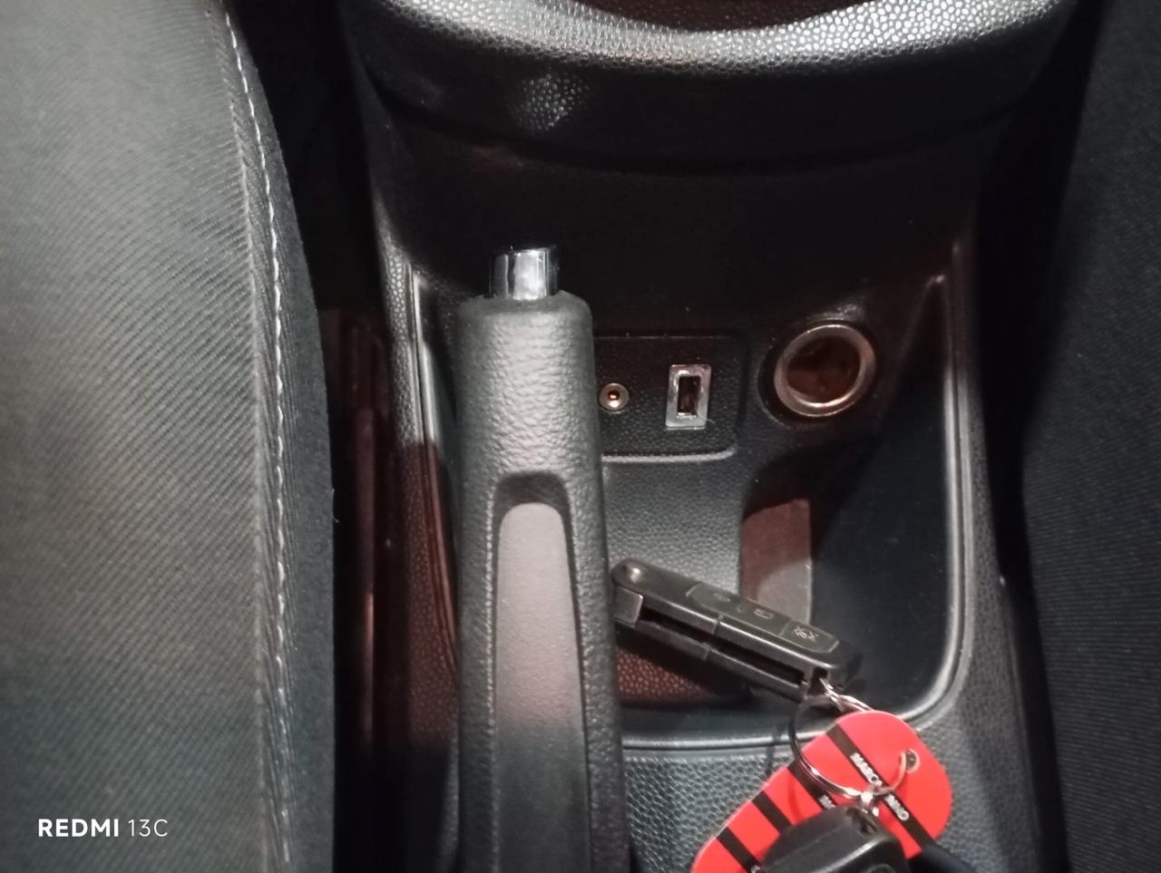 FORD FIESTA DEL 2012 BENZINA 130,000 KM