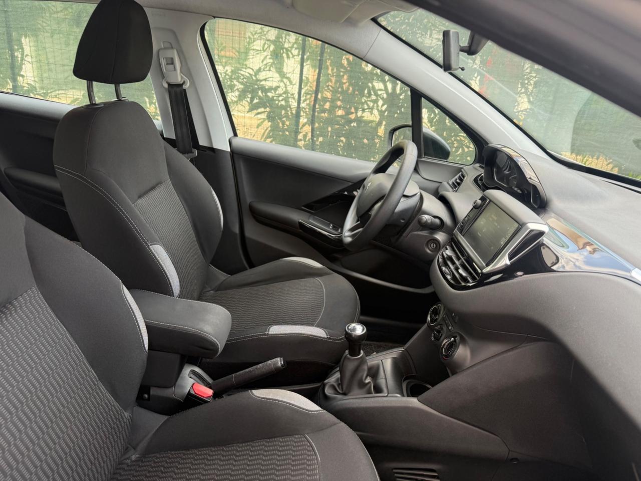 Peugeot 208 1.4 HDi 68 CV Led unico prop. 2015