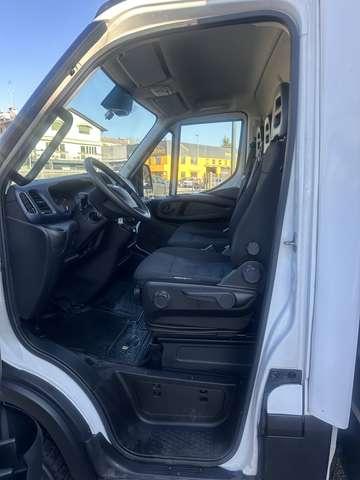 Iveco Daily 72C18 Hi Matic E5B Cent Reg Sponda Id kg3400