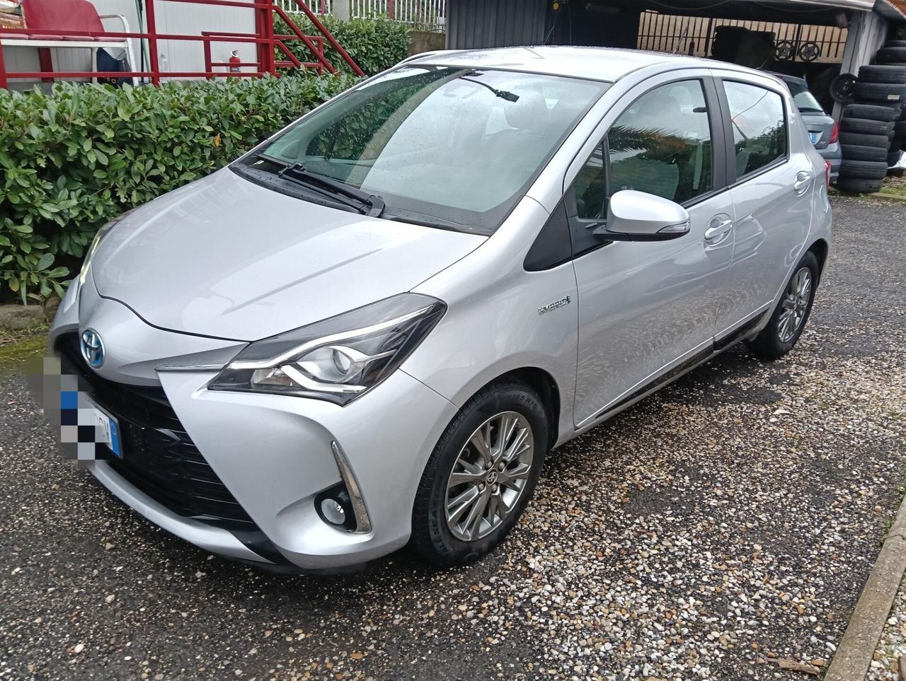 Toyota Yaris 1.5 Hybrid Business(prezzo reale)