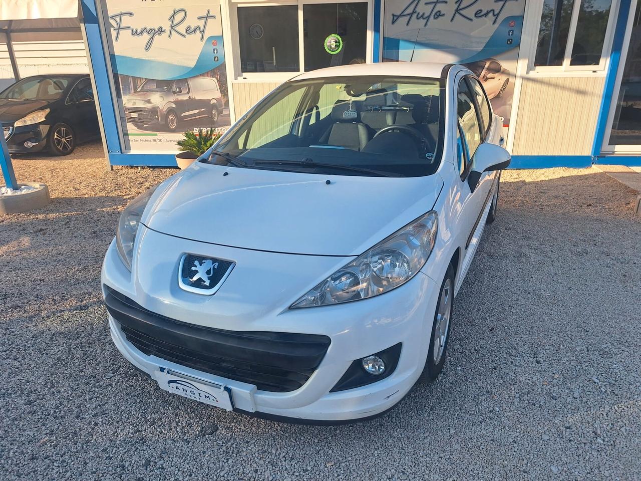 Peugeot 207 1.4 8V 75CV 5p. X Line