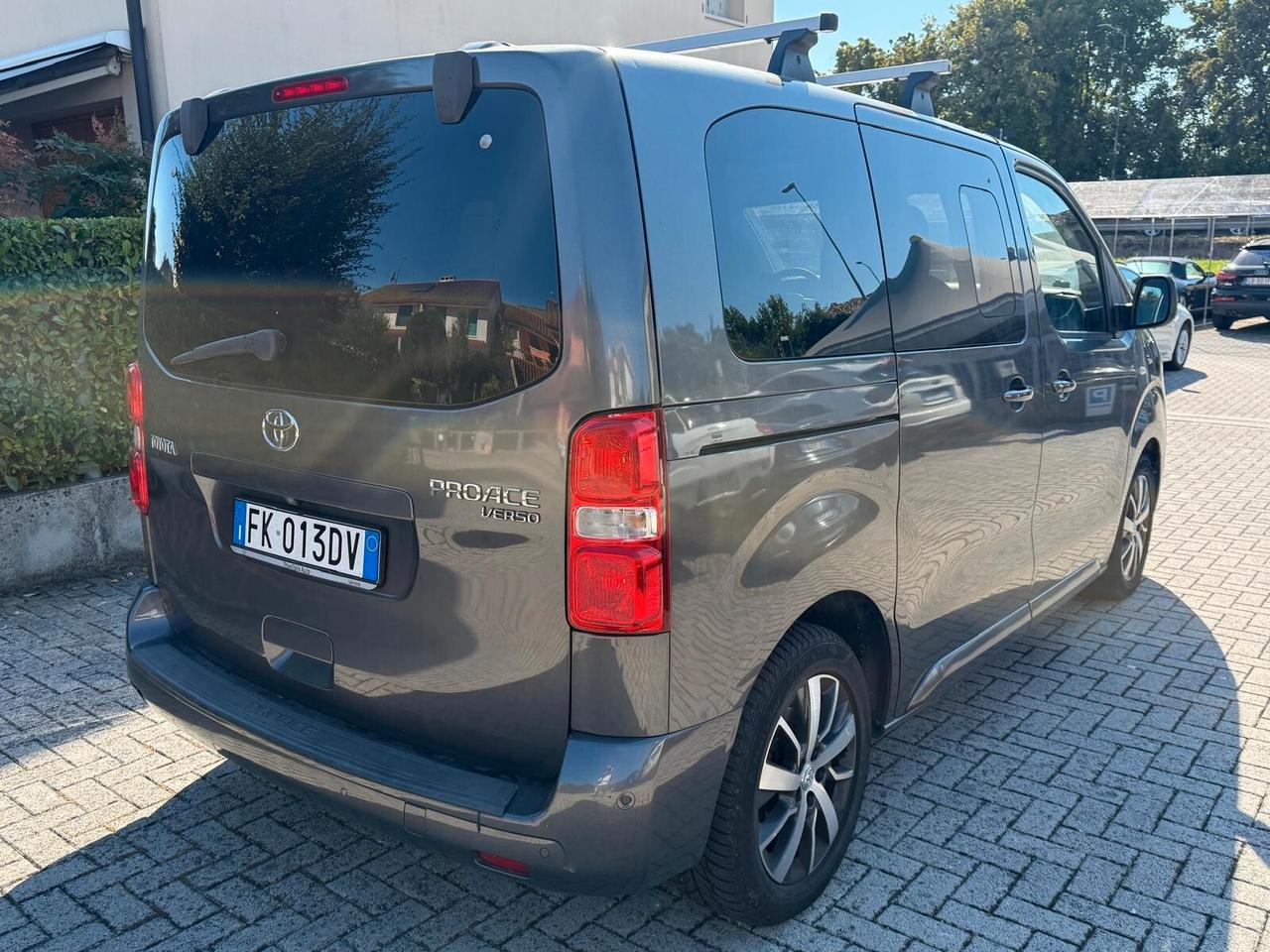 Toyota Proace Verso 1.6D Executive