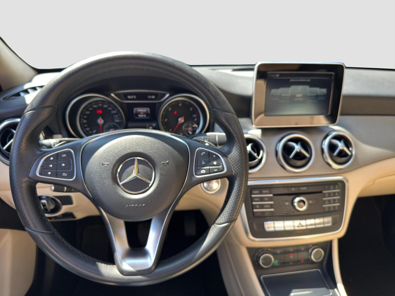 Mercedes-benz GLA 200 d 2.2 136cv Night Edition Tetto 2017