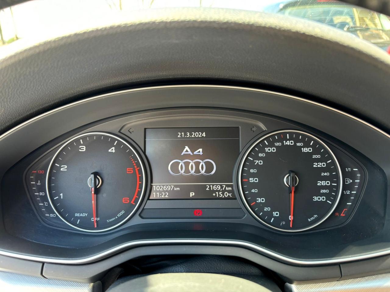 Audi A4 Avant 2.0 TDI 150 CV ultra S tronic Design