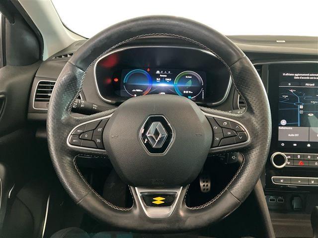 RENAULT Megane Sporter 1.6 E-TECH Plug-in Hybrid RS Line A