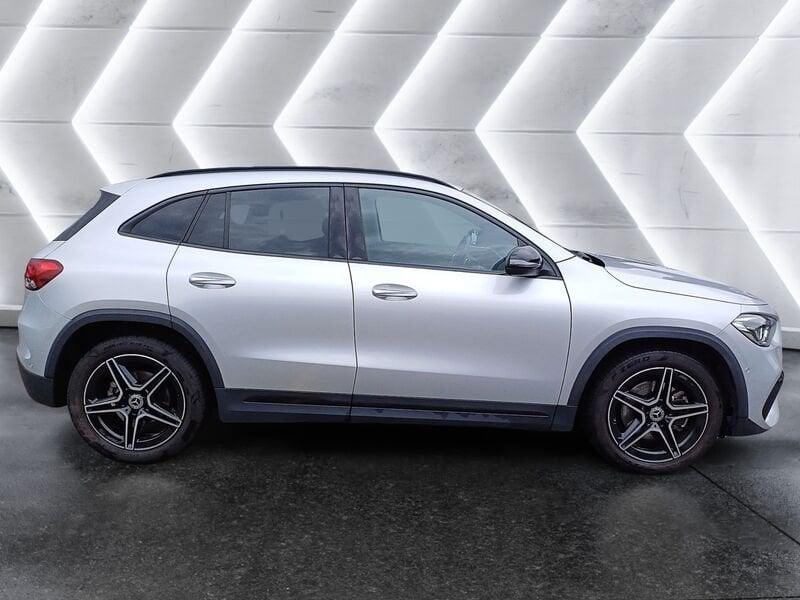 Mercedes-Benz GLA 180 d Premium auto