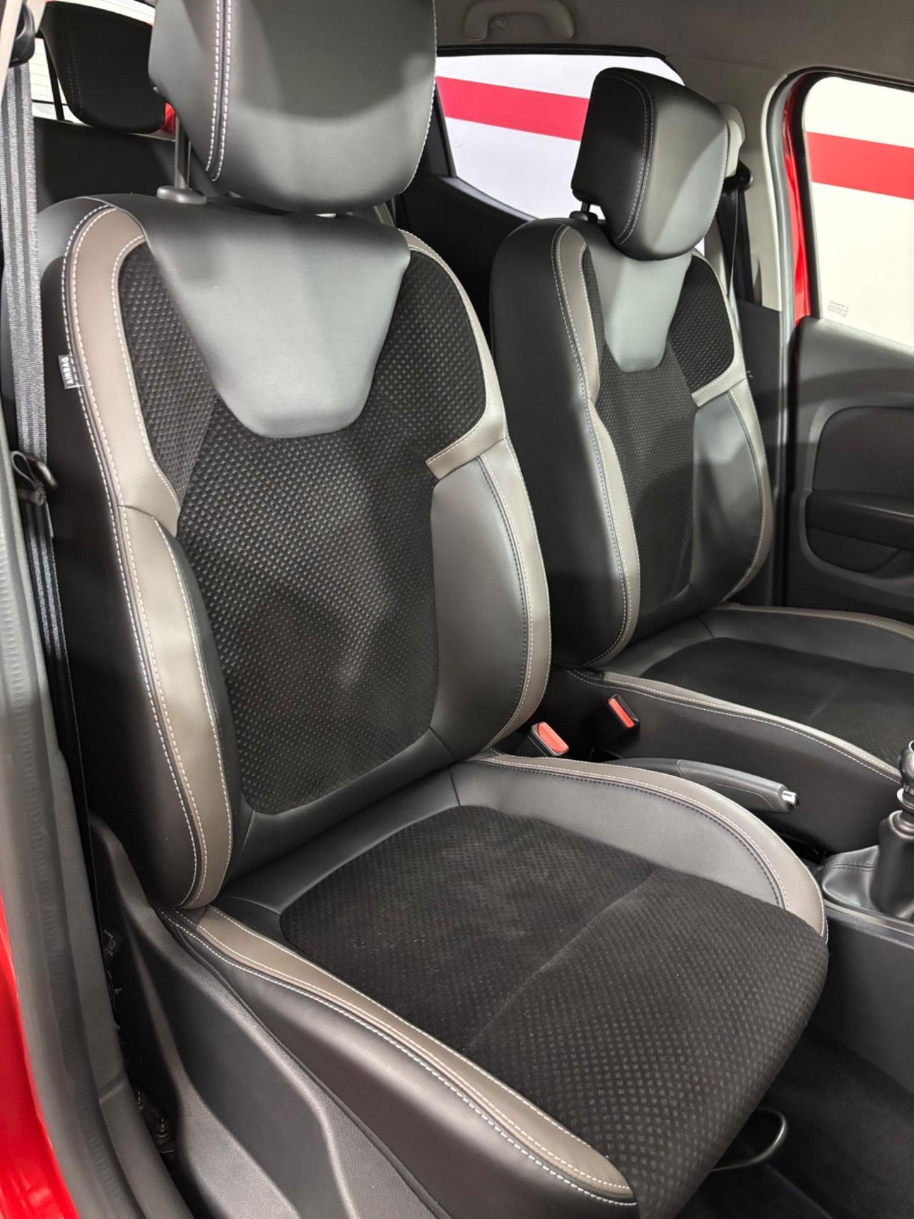 Renault Clio TCe 120CV Start&Stop 5 porte Energy Intens