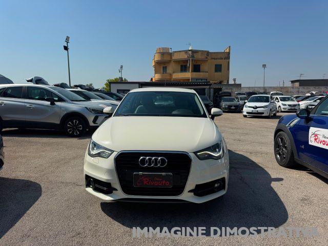 AUDI A1 1.6 TDI 105 CV Ambition