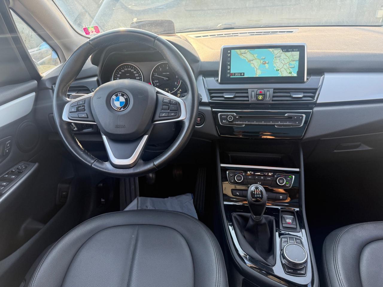 Bmw Active Tourer 218d Luxury,TETTO APRIBILE,PELLE,NAVI,CLIMATRONIC BIZ.,ECC…