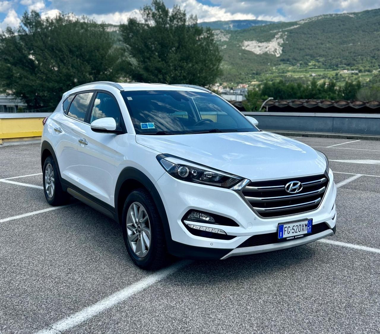 Hyundai Tucson 1.7 CRDi XPossible SOLO 95.000km