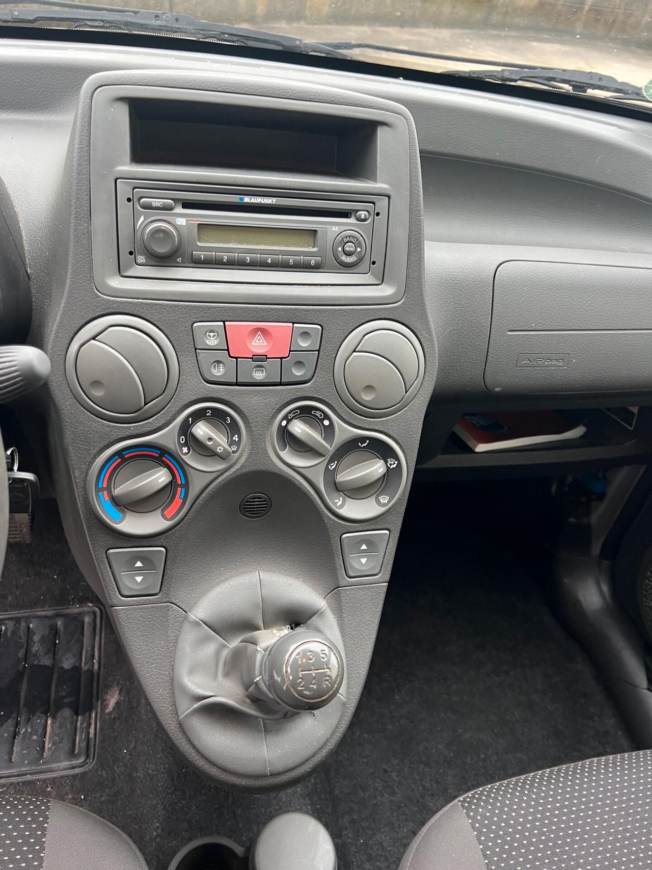 Fiat Panda 1.1 NEOPATENTATI