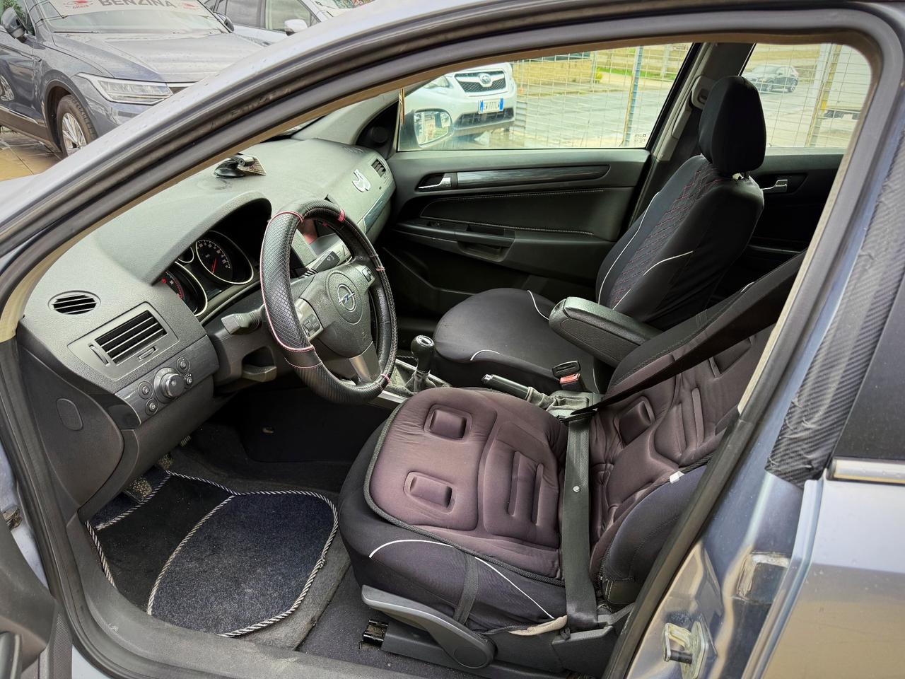 Opel Astra 1.7 CDTI 101CV 5 porte Club