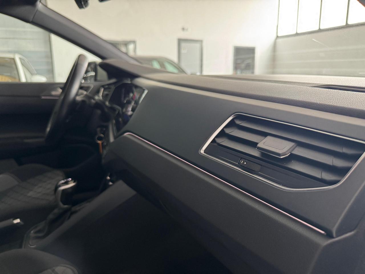 Volkswagen Taigo 1.0 tsi R-Line 110cv dsg TETTO APRIBILE