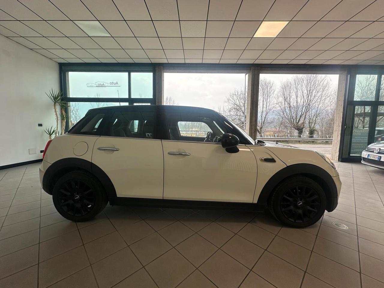 Mini Cooper D Mini 1.5 Cooper D Business XL 5 P manuale