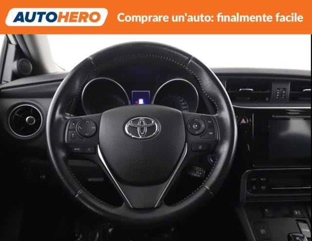 TOYOTA Auris Touring Sports 1.8 Hybrid Black Edition