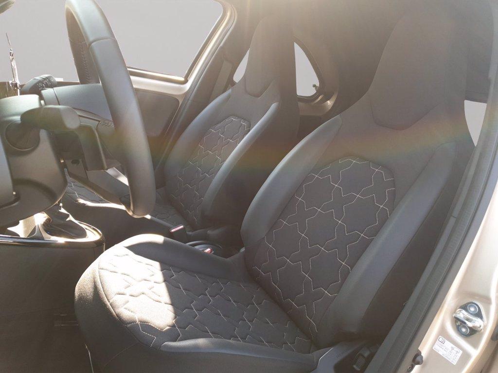 TOYOTA Aygo x 1.0 lounge 72cv s-cvt del 2024