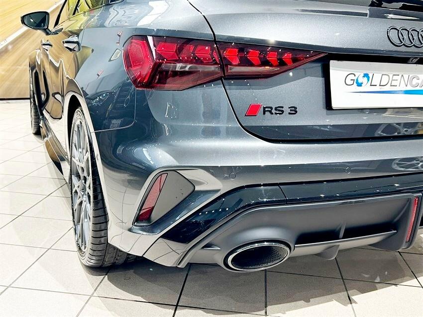 Audi RS3 Sportback 2.5 tfsi quattro s-tronic