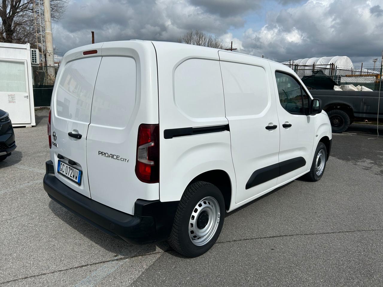 TOYOTA PROACE CITY 1.6D 90 CV OK NEOPATENTATI