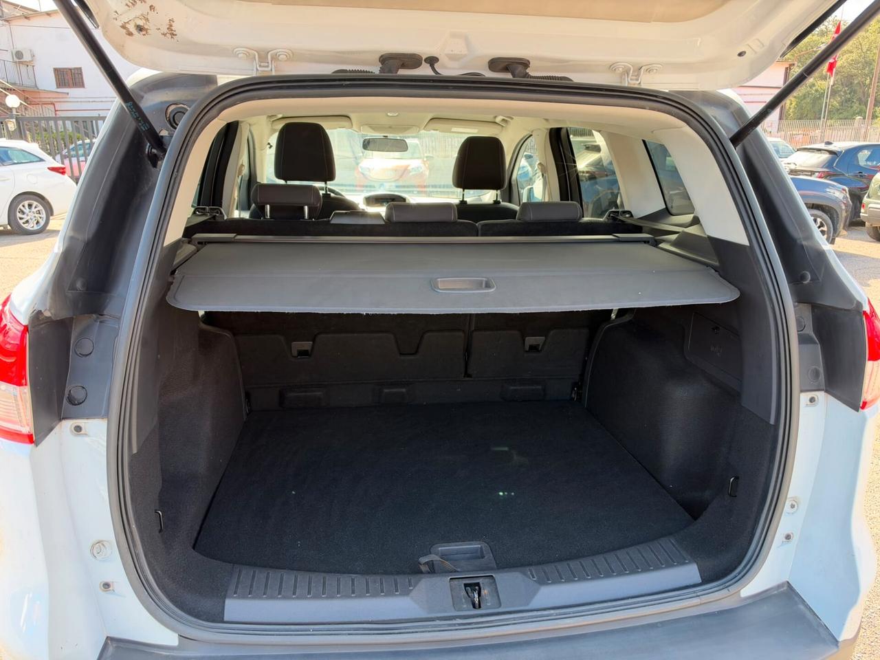 Ford Kuga 2.0 TDCI 120 CV S&S 2WD NO FINANZIAMENTO