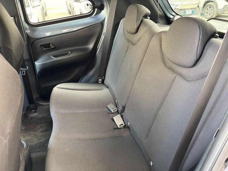 Toyota Aygo X 1.0B (72 CV) Active S-CVT