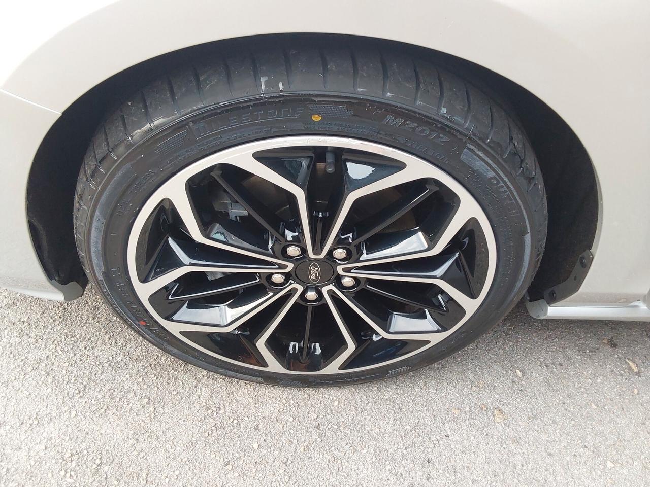 Ford Focus 1.5 120 CV SW ST-Line Super Accessoriata Cambio Manuale.