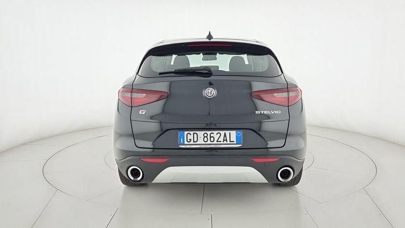 Alfa Romeo Stelvio 2.2 Turbodiesel 190 CV AT8 Q4 Business