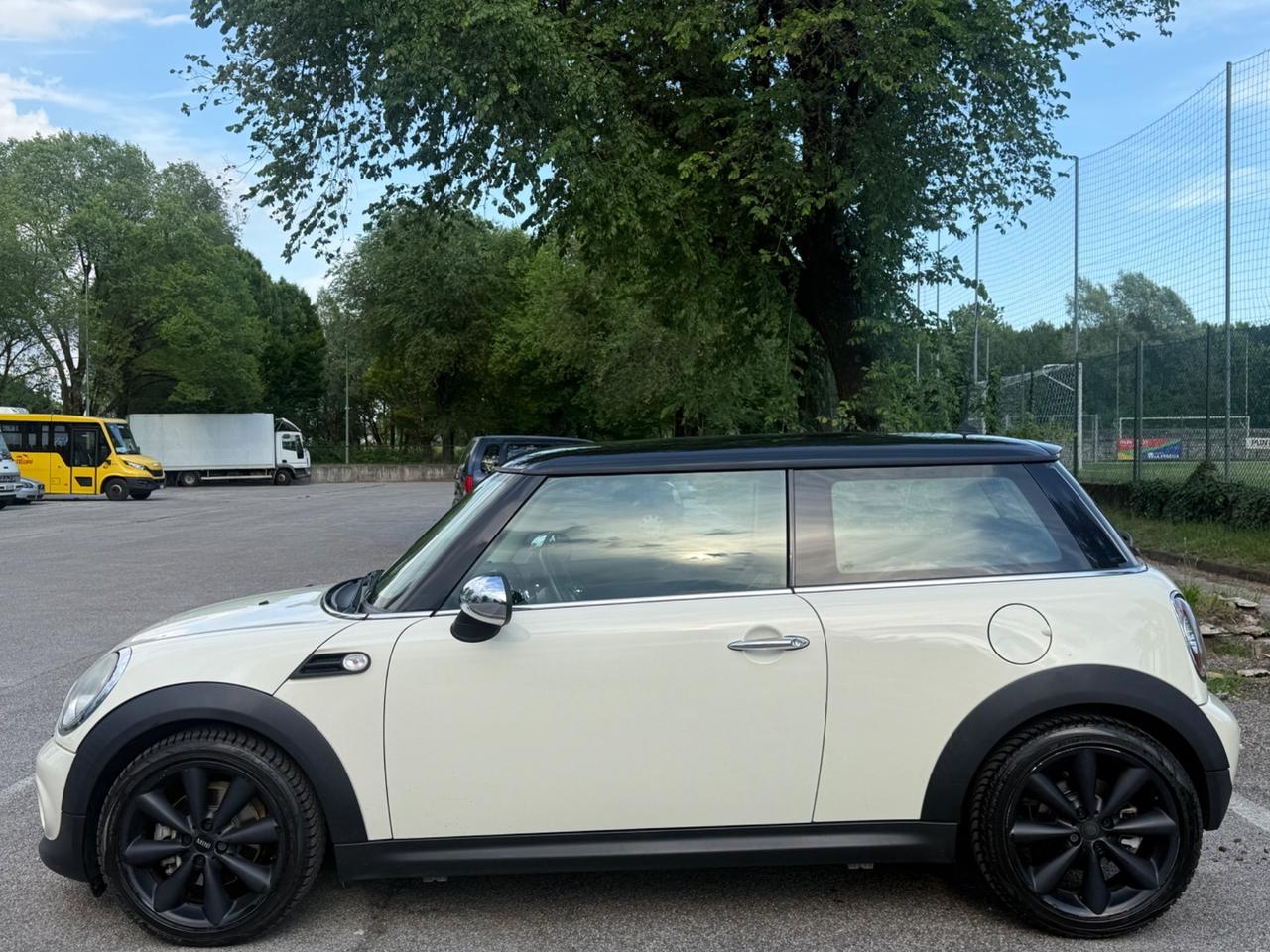 Mini 1.6 16V Cooper D unica proprietaria ok neopatentati