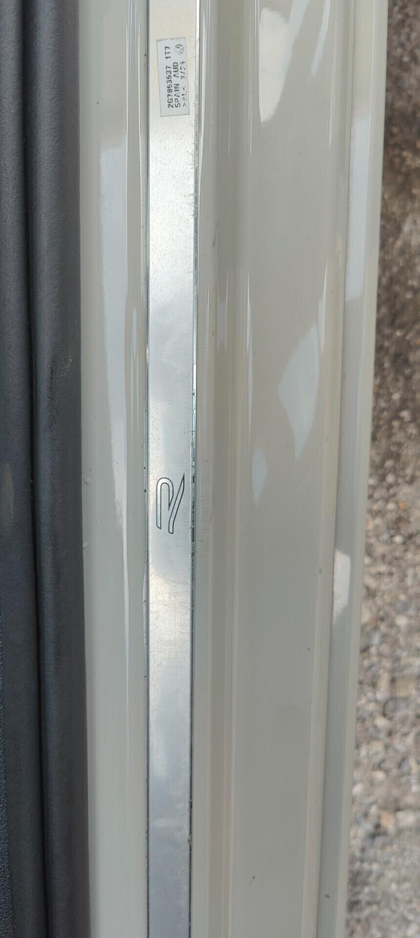 Volkswagen Taigo 1.0 TSI 115 CV DSG R-Line