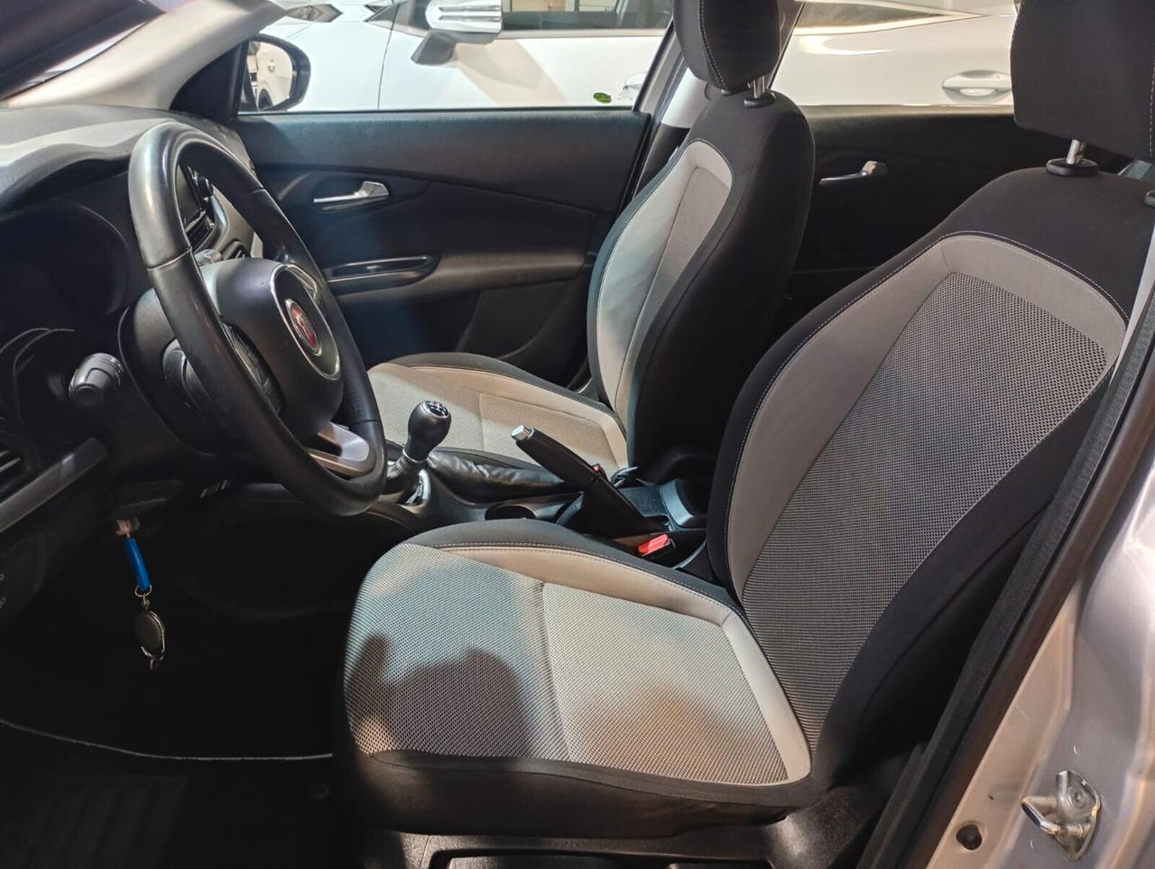 Fiat Tipo 1.3 Mjt S&S 5 porte Easy