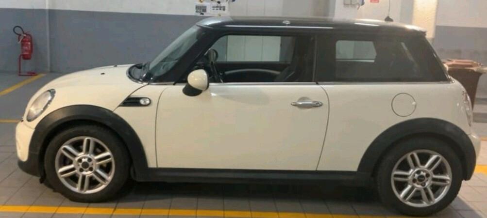 Mini Cooper 1.6 tdi 110 Cv 2011