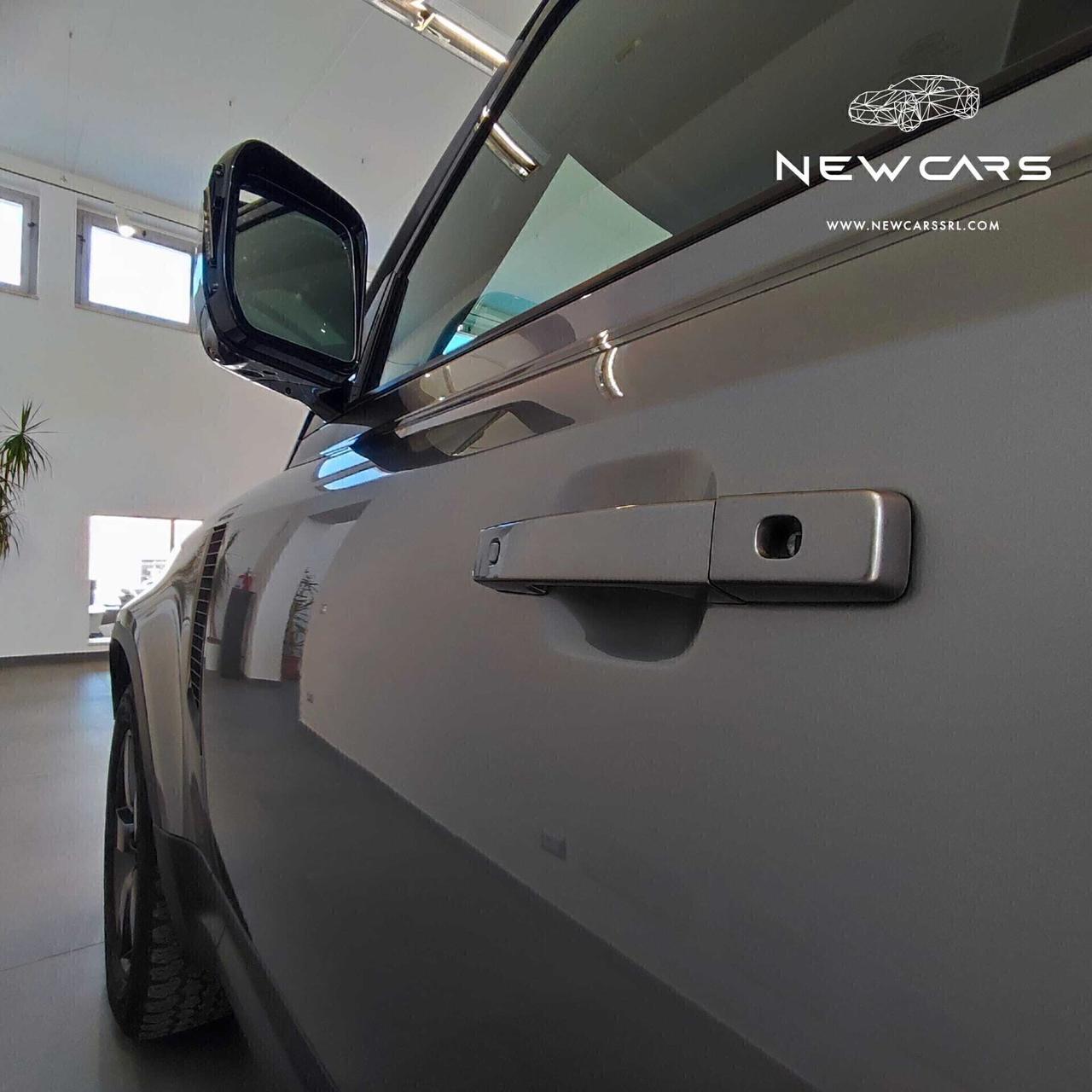 Land Rover Defender D6 HSE AWD AUTOMATICO SPORT UTI