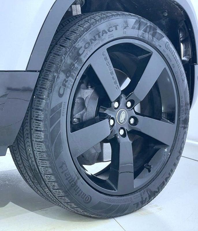 Land Rover Defender 3.0 D6 250 110 HSE AWD auto.