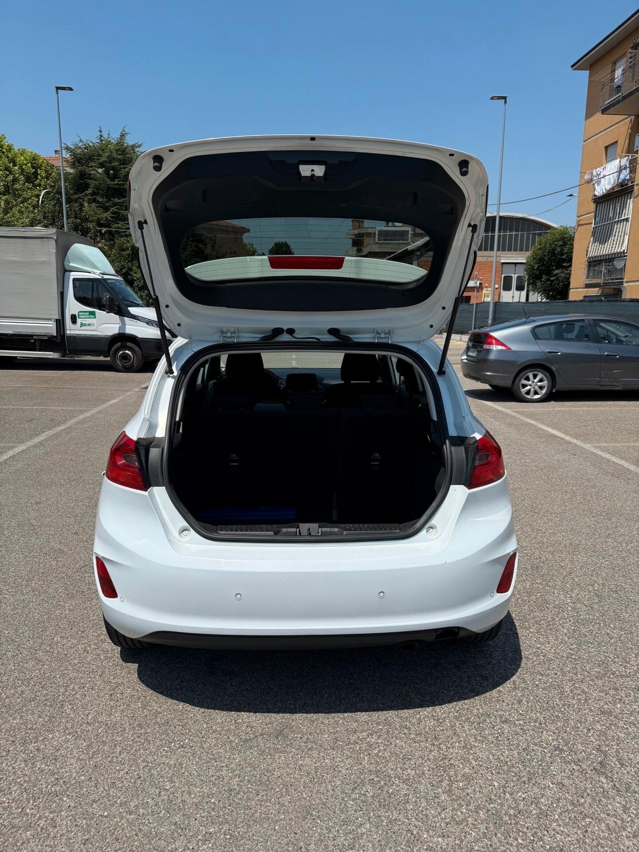 Ford Fiesta 1.5 TDCI - NEOPATENTATI - 12 MESI GARANZIA -