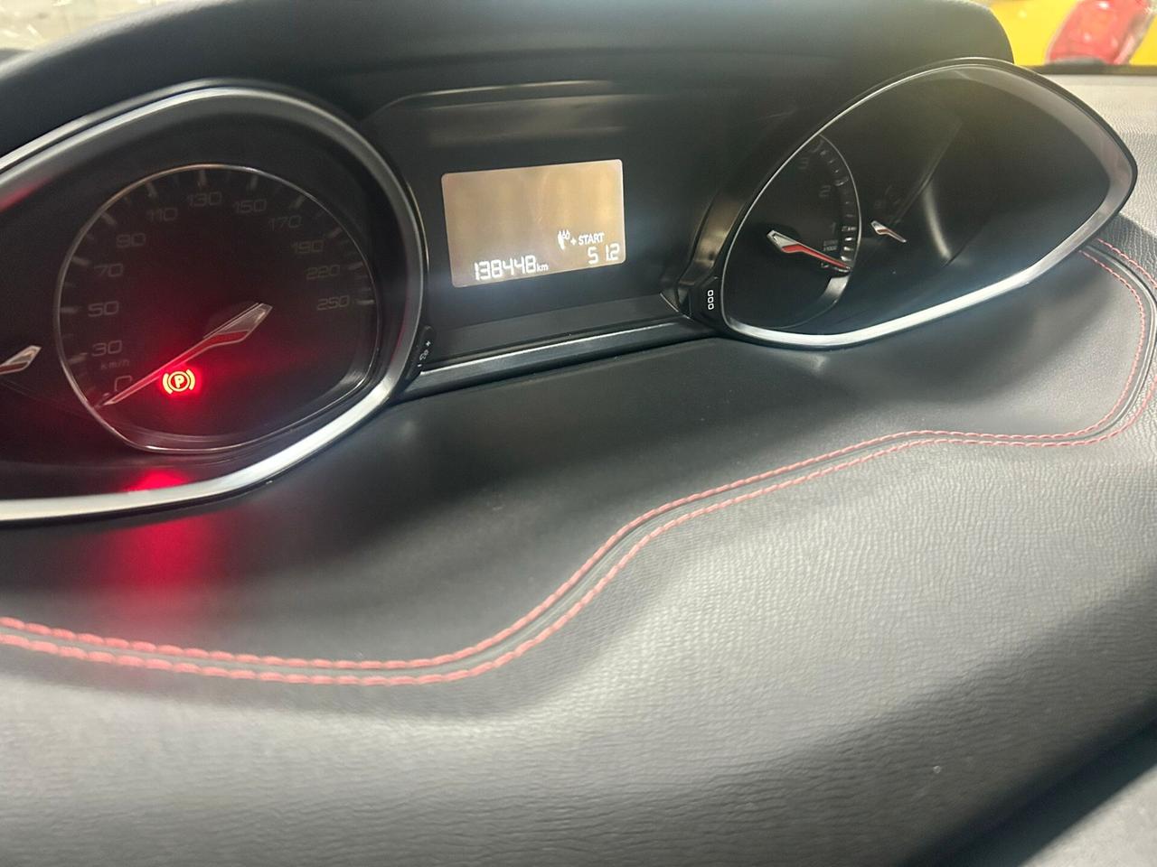 Peugeot 308 1.2B 130CV GT Line 2015