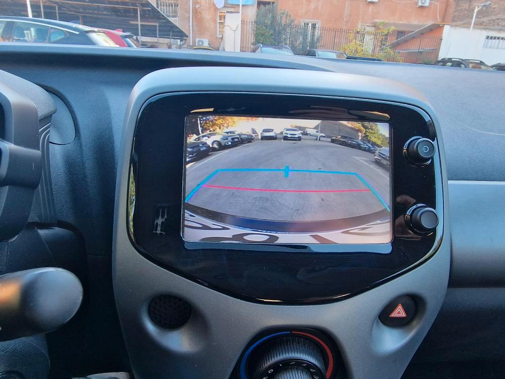 Toyota Aygo 5 Porte Aygo 5p 1.0 x-business m-mt 72cv