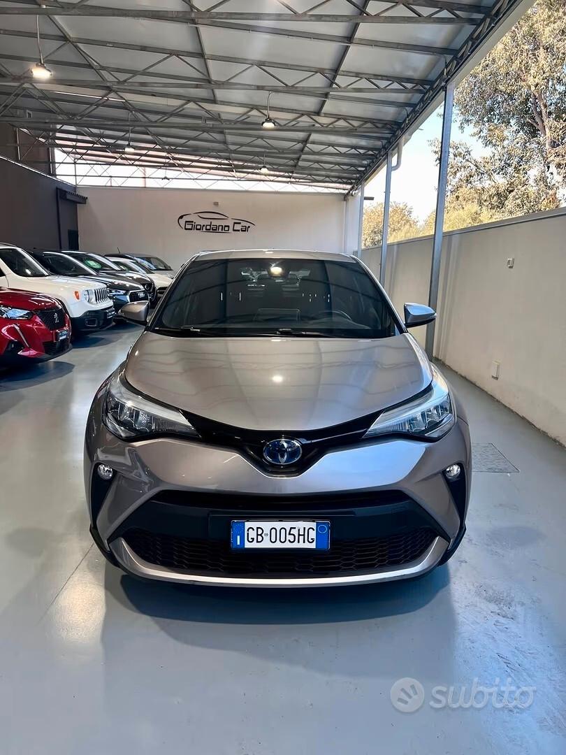 Toyota C-HR 1.8 Hybrid E-CVT Business