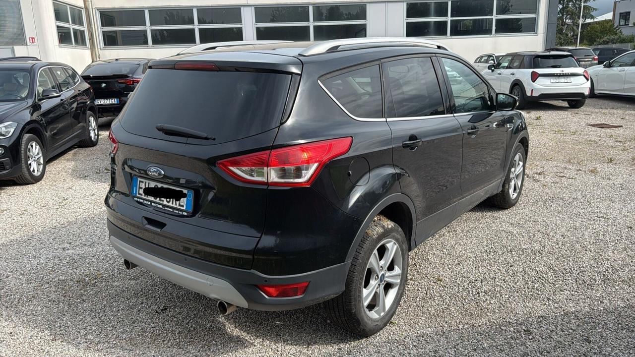Ford Kuga 2.0 TDCI 120 CV S&S 2WD Titanium