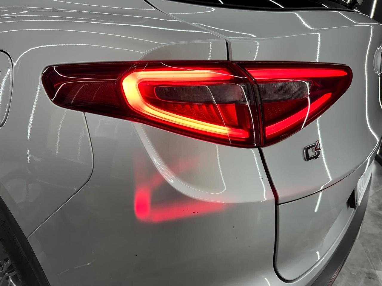 Alfa Romeo Stelvio 2.2 Turbodiesel 210 CV AT8 Q4 Executive