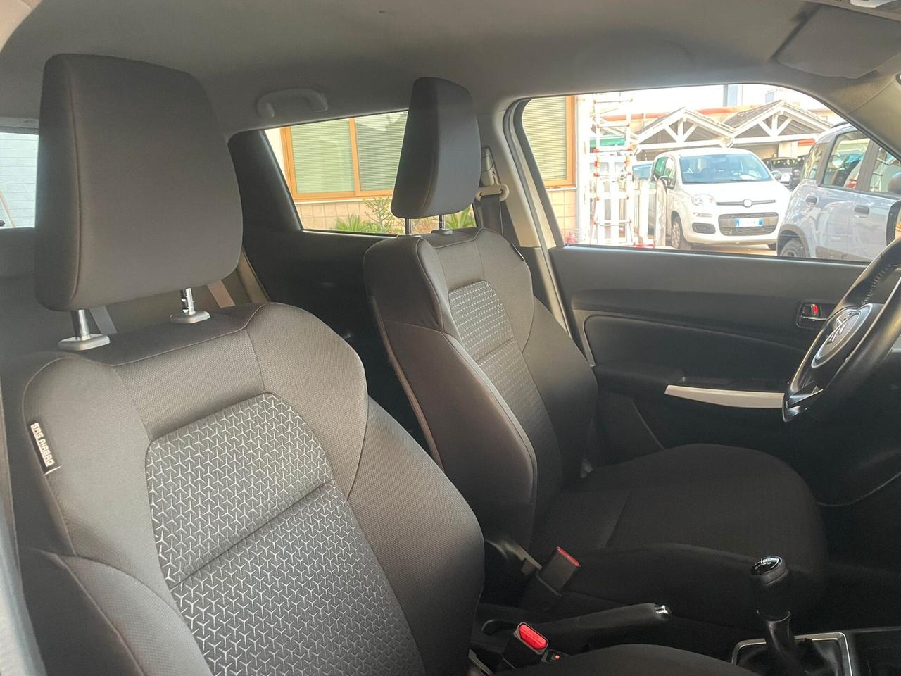 Suzuki Swift 1.2 Hybrid 4WD AllGrip Top