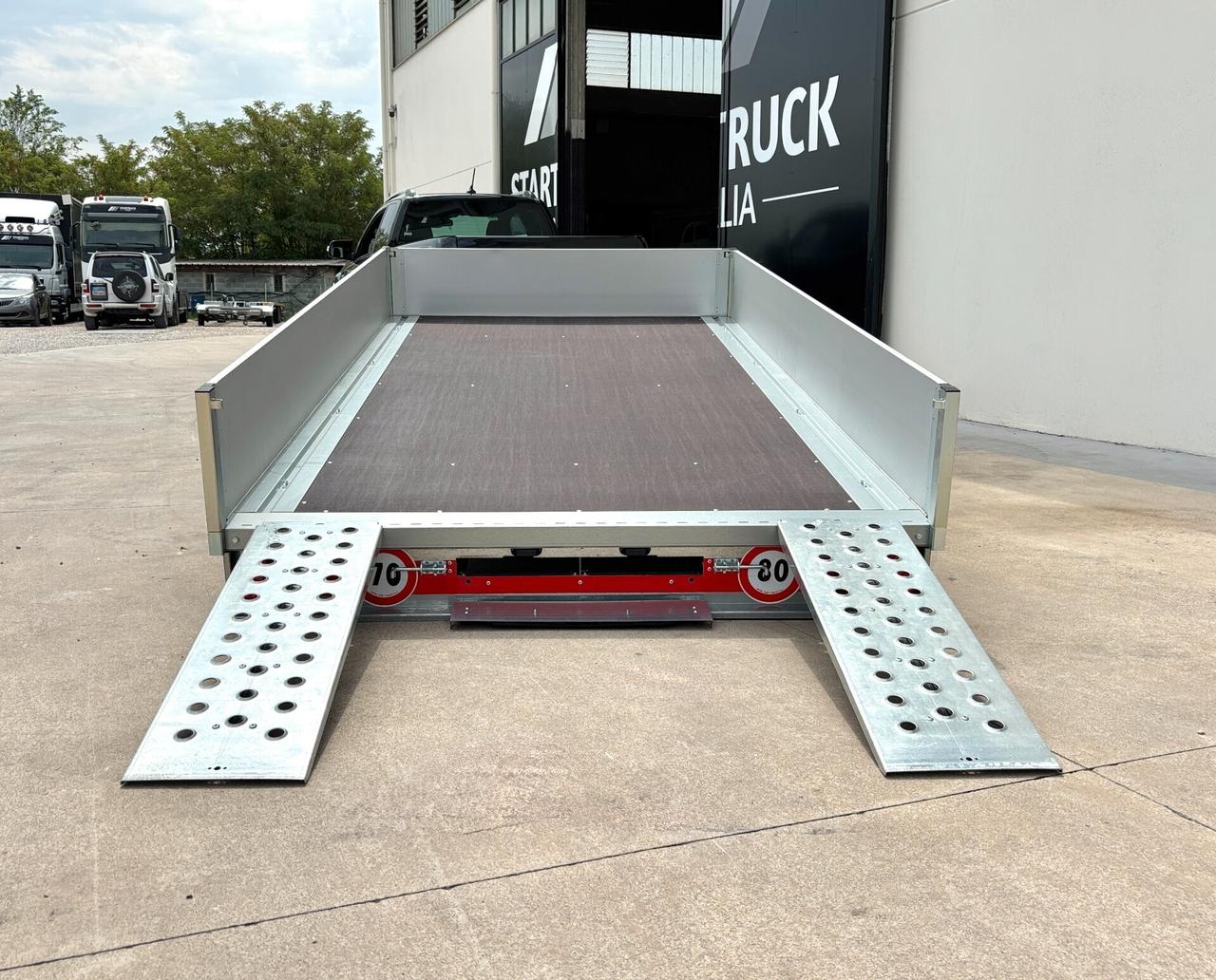 CARRELLO RIMORCHIO CON SPONDE 2500 KG