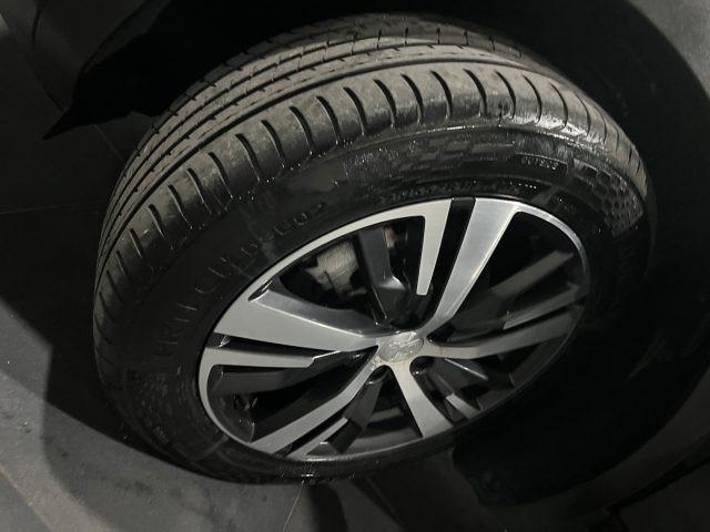 PEUGEOT 5008 BlueHDi 130 S&S EAT8 Allure 7 posti