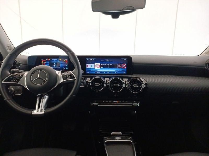 Mercedes-Benz Classe A - W177 2023 A 180 d Advanced auto